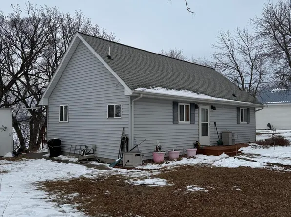 48112 Bay View Rd, Big Stone City, SD 57216