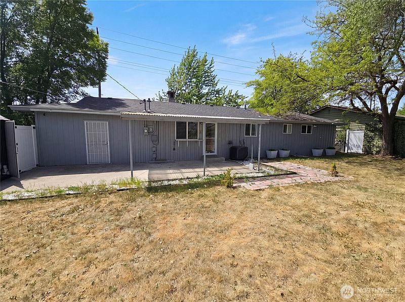 5th image of 2508 W Francis Avenue