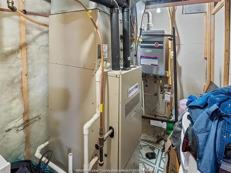 3577 King St #BASEMENT — Photo 6
