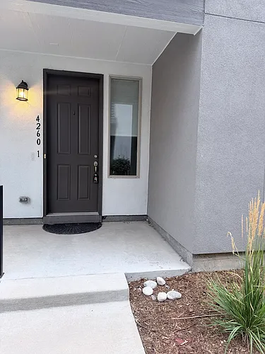 4260 E Warren Ave #1A Photo 1