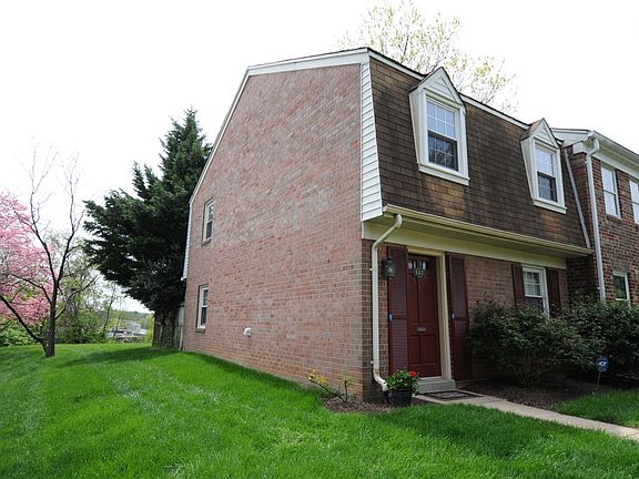 2nd image of 532 Azalea Dr