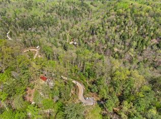 105 Spirit Lake View Dr, Campton, KY 41301