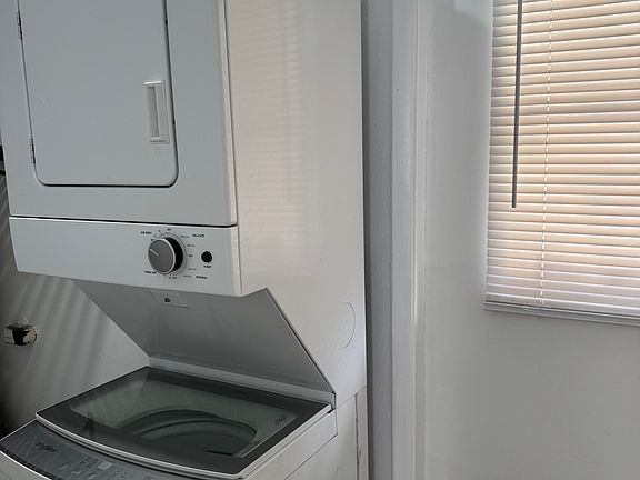 5th image of 2216 Brandy Pl #2216