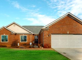 316 Bocote Dr, Berea, KY 40403