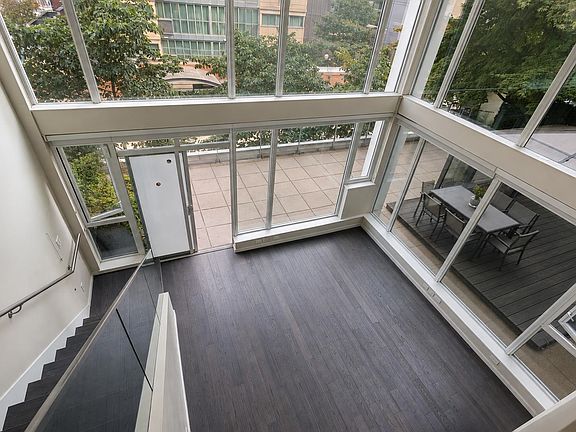 4th image of 1351 Continental St #307