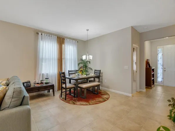 1425 Bunker Court, Vero Beach, FL 32966