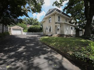 957 Township Line Rd, Elkins Park, PA 19027