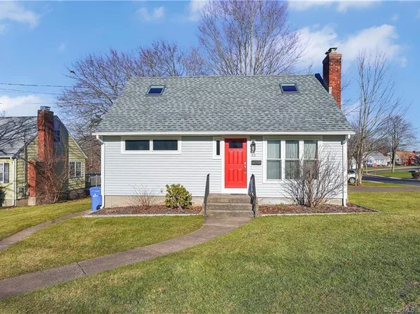 35 Bretton Road, Manchester, CT 06042
