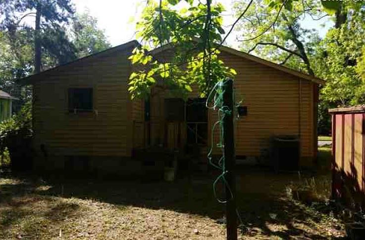 2nd image of 324 W Monroe St