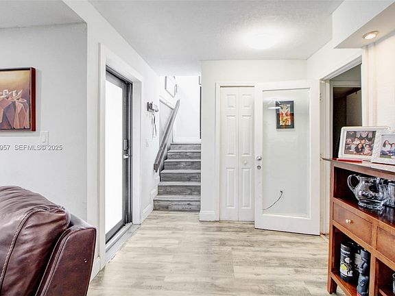 3rd image of 6619 SW 113th Ave