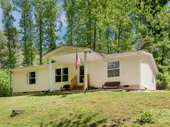 766 Holbert Rd, Hendersonville, NC 28791