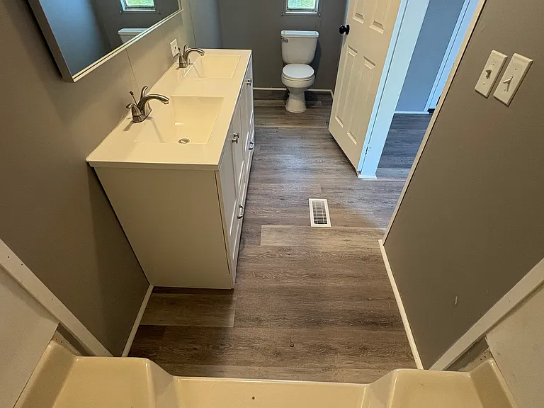 5730 Hodges Dr #10 — Photo 8