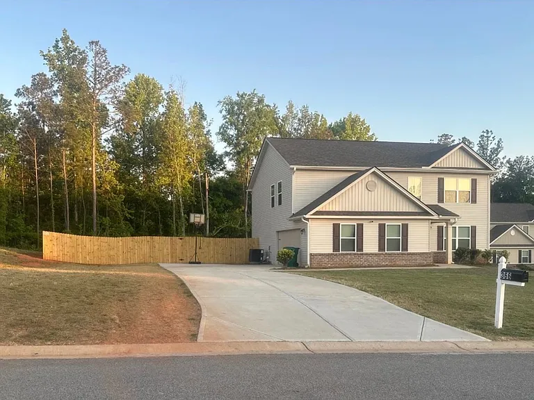 366 Riley Cir NW — Photo 5