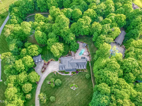 156 Vines Dr, Jonesborough, TN 37659
