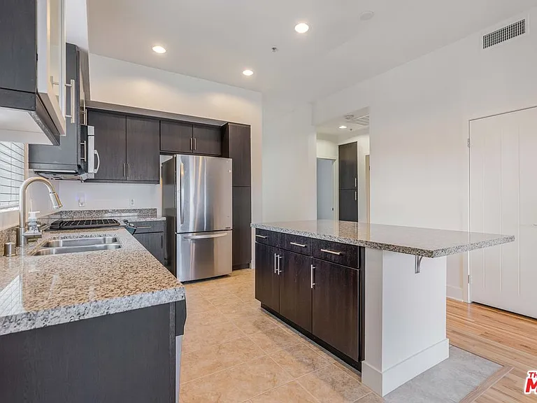 12920 Runway Rd #340 — Photo 13