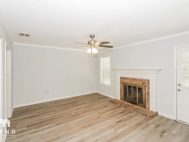 6868 Rockbrook Dr — Photo 5