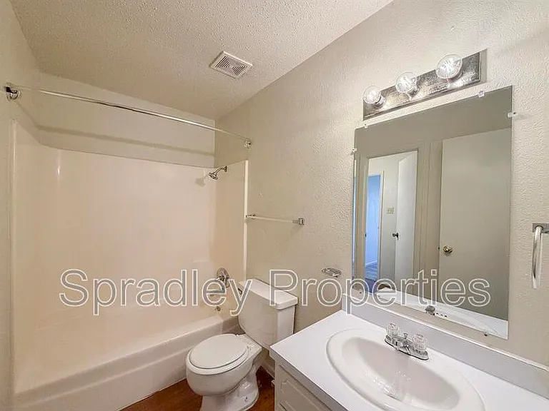 3705A Ivanhoe Dr — Photo 12