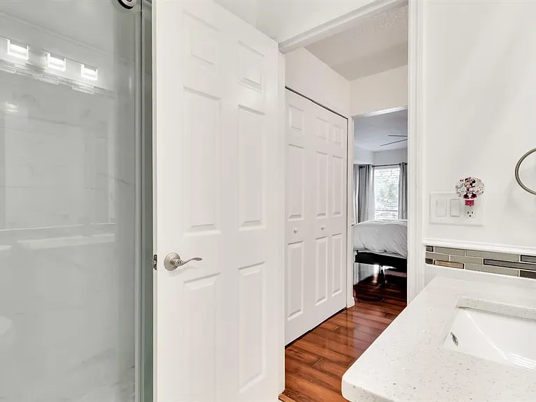 4434 Middlebrook Rd #4 — Photo 14
