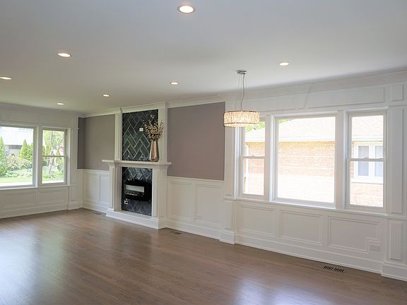 4th image of 5413 Drury Ln