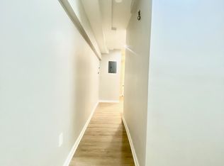 2429 Barclay St APT 2, Baltimore, MD 21218