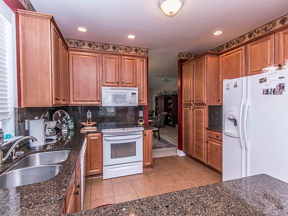 2nd image of 9151 Delancey Cir