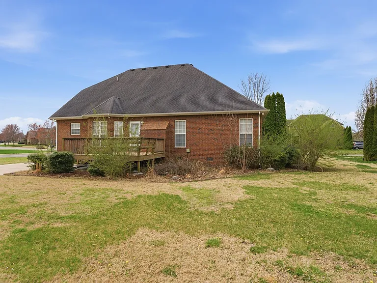 2733 Presley Dr — Photo 40