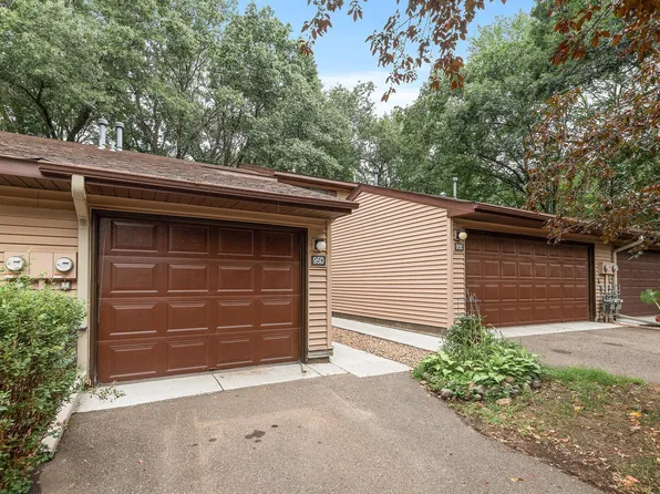 95 South Dr #D, Circle Pines, MN 55014