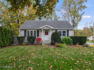 6 Williams Ct, Albany, NY 12203