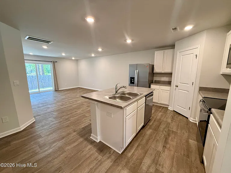 1568 Bellamy Place Dr #52 — Photo 2