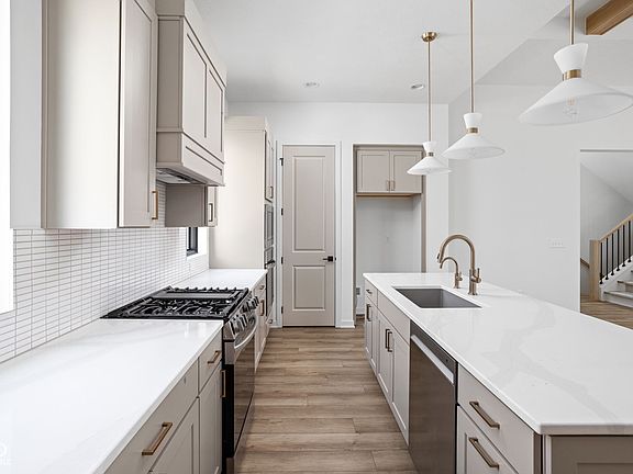 6th image of this home