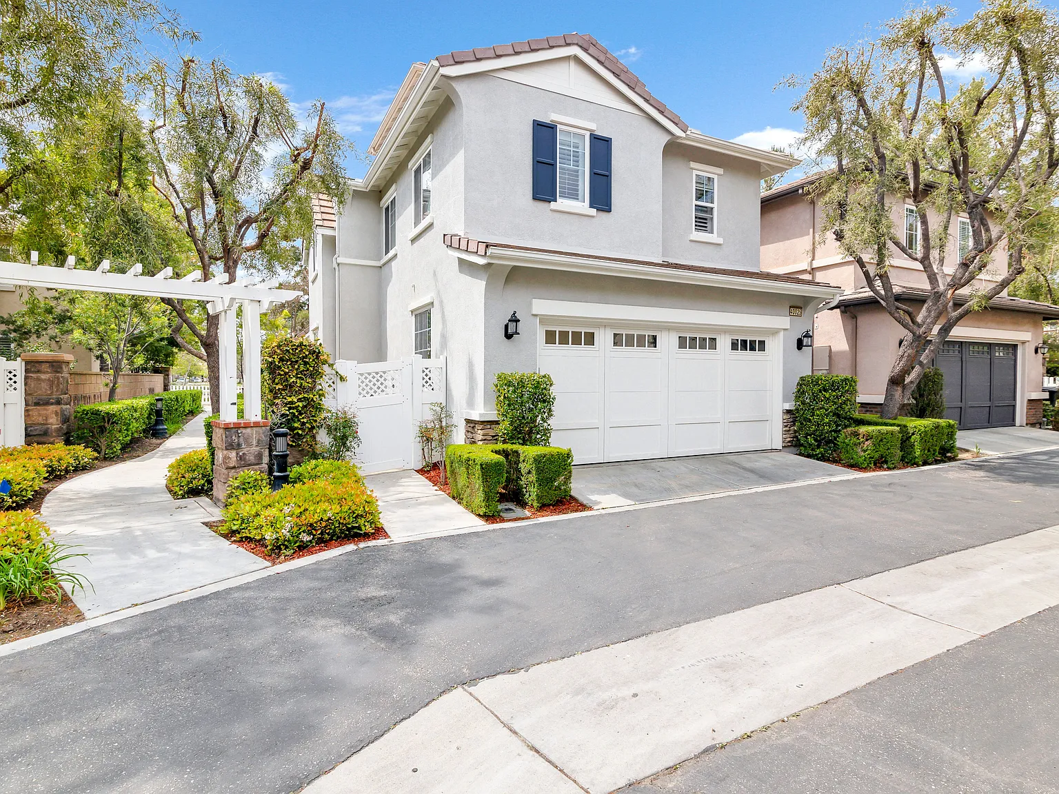 40025 Ashville Ln — Photo 3