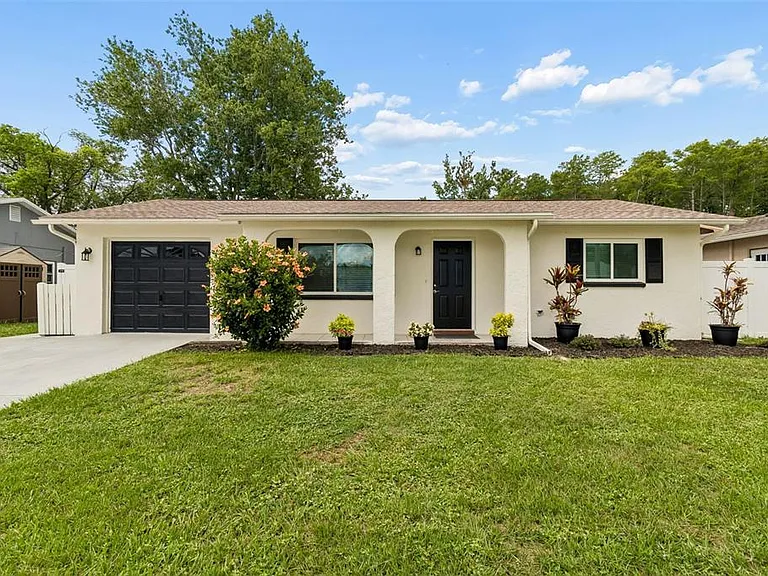 8120 Brown Pelican Ave — Photo 1
