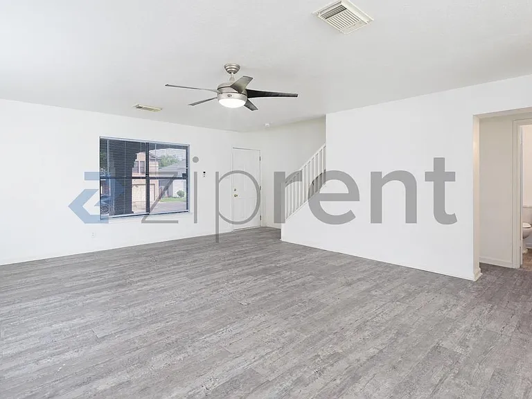 8151 Cantura Mls — Photo 4