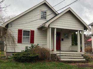 38 Cedar St, Marblehead, MA 01945