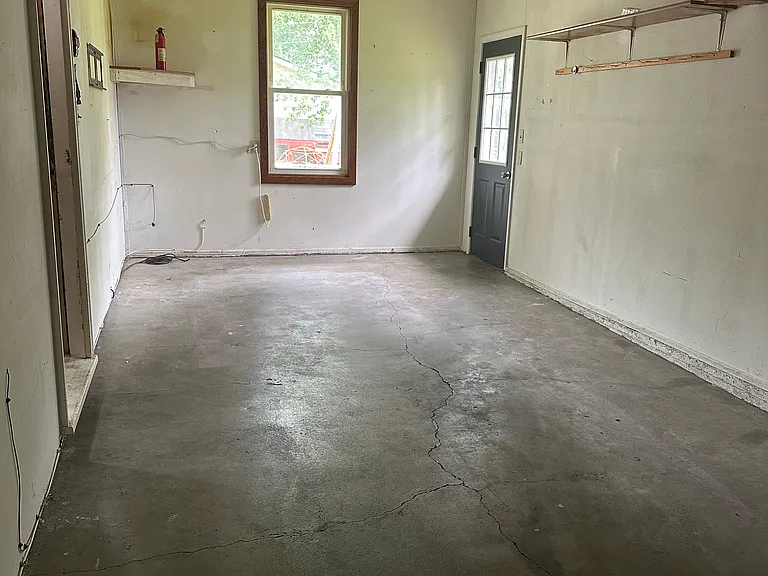1100 Cold Spring Rd — Photo 24