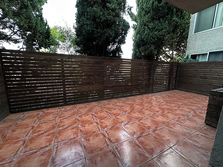 11951 Mayfield Ave — Photo 13
