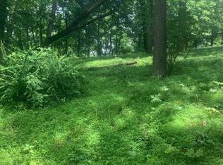 Terrace Rd NW, New Philadelphia, OH 44663