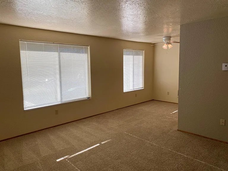 3215 Felina Ave NE — Photo 11