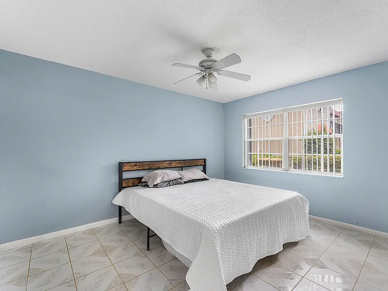 170 Waterside Dr #170 — Photo 10