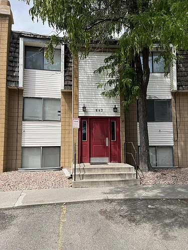 643 Swenson Ave Photo 1