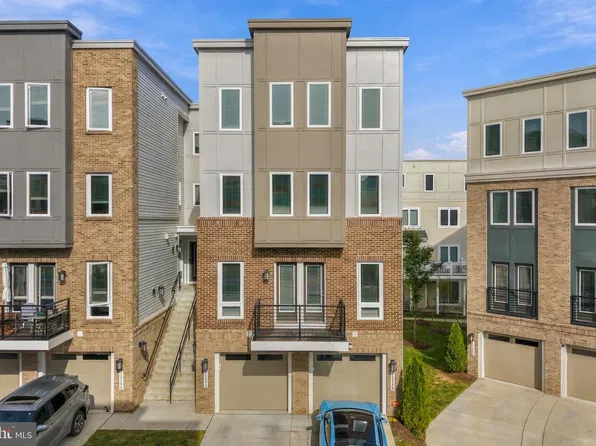 15588 Grade Line Pl Unit 91, Woodbridge, VA 22191
