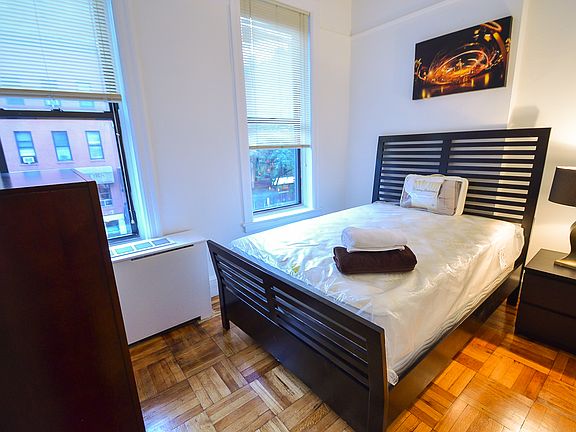 3rd image of 141 E 61st St APT 3A
