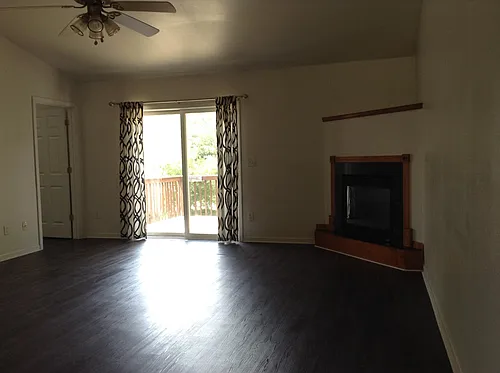 945 Apadana Ct Photo 1