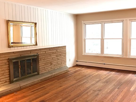 5th image of 171 Manning Dr