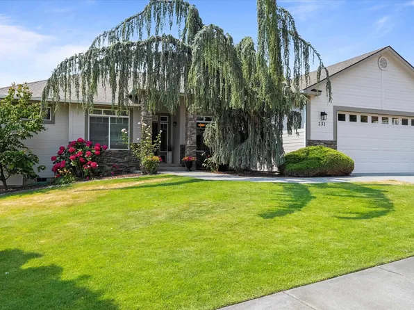 231 Bear Dr, Richland, WA 99352