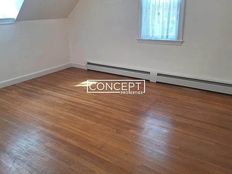 105 Keith St — Photo 22