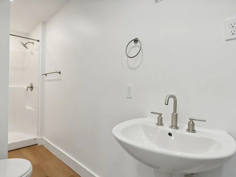 304.5 Maine St #2 — Photo 15
