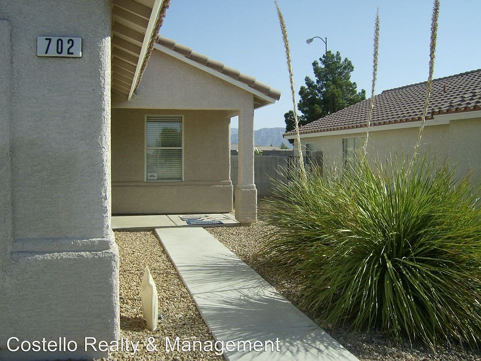2nd image of 702 Ana Raquel Ave