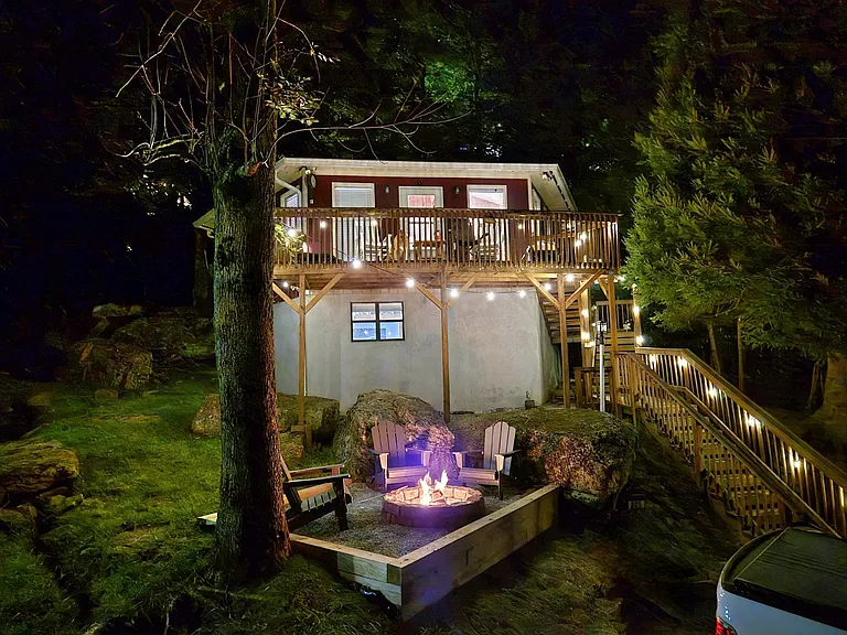 212 Charter Hills Rd — Photo 1
