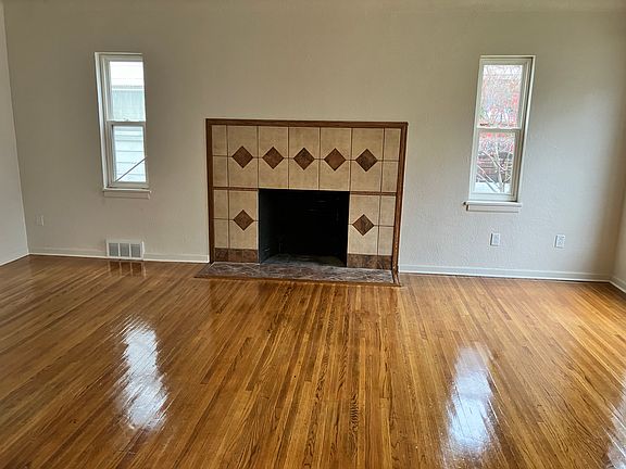 2nd image of 2802 Bryn Mawr Dr
